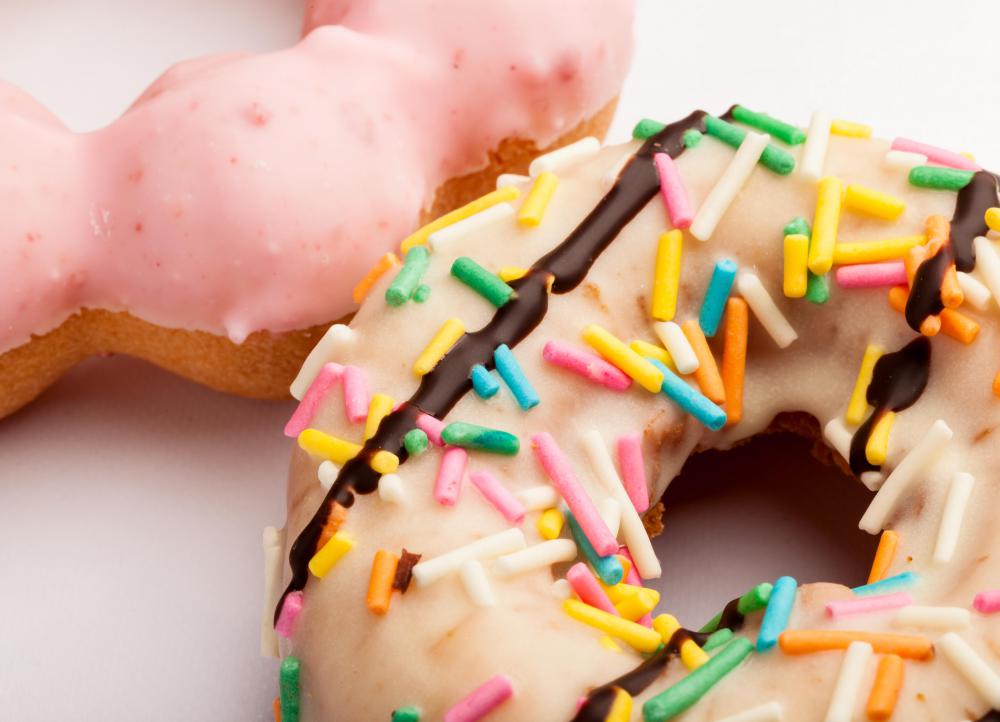 Excessive intake of sugar-containing foods may weaken the immune system.