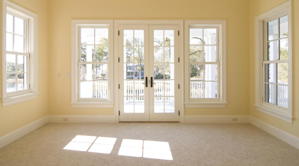 A sun room may feature carpet.