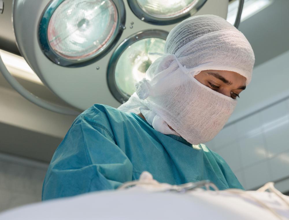 Swelling of the brain is a potential risk associated with ventriculoperitoneal shunt surgery.