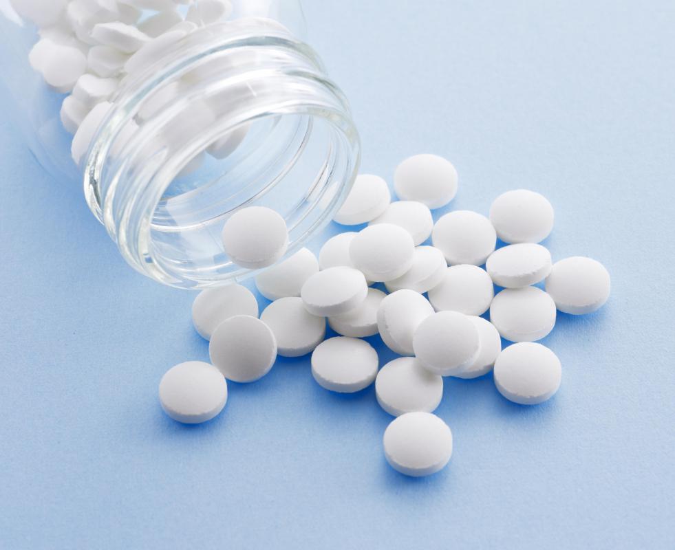 Throat palpitations may occur as a side effect of certain medications.