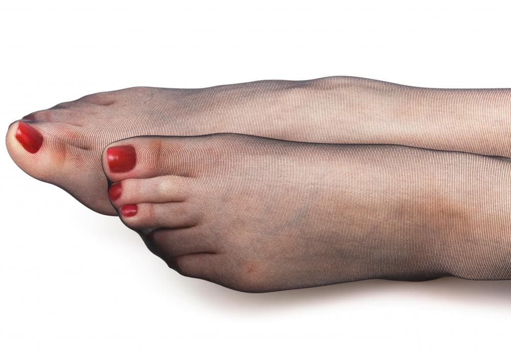 Women who frequently wear pantyhose may suffer from genital itching caused by a yeast infection.