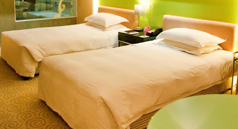 Twin beds are mostly popular for younger children, teenagers and young adults.