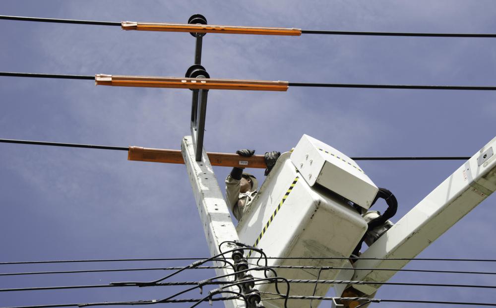 The bucket trucks used by electrical linemen are often powered by hydraulic machines.