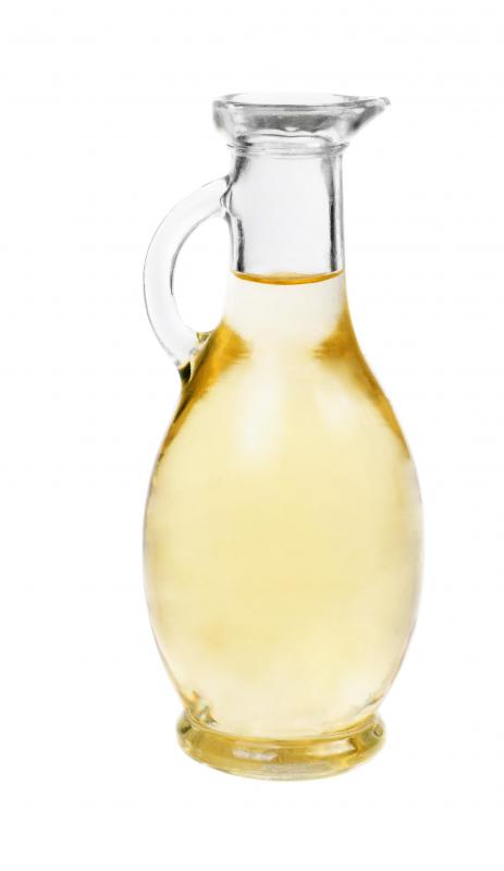 An LCD screen may be cleaned by using a mixture of white vinegar and distilled water.