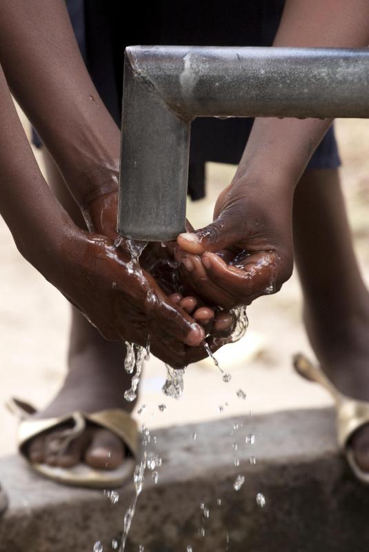 Acute gastroenteritis can be caused by contaminated drinking water.