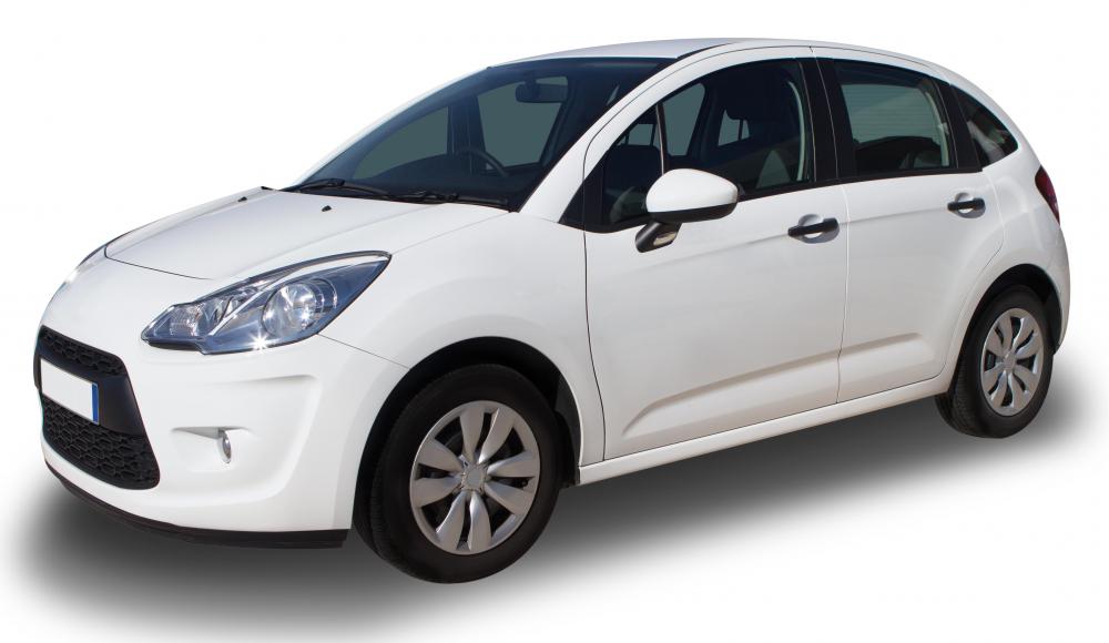 Cass 1 hitches work well on cars like small sedans.