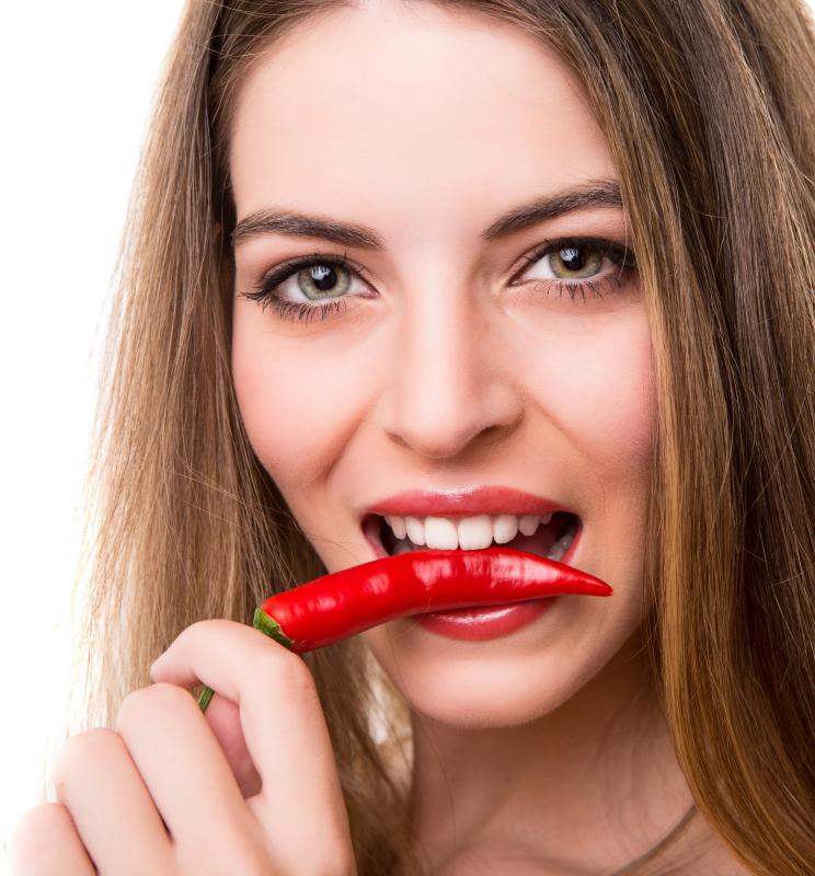 Short-term polydipsia can be caused by consuming spicy foods, such as peppers.