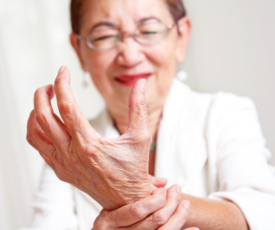 Asplint is sometimes used to treat minor fractures in the wrist or hands.