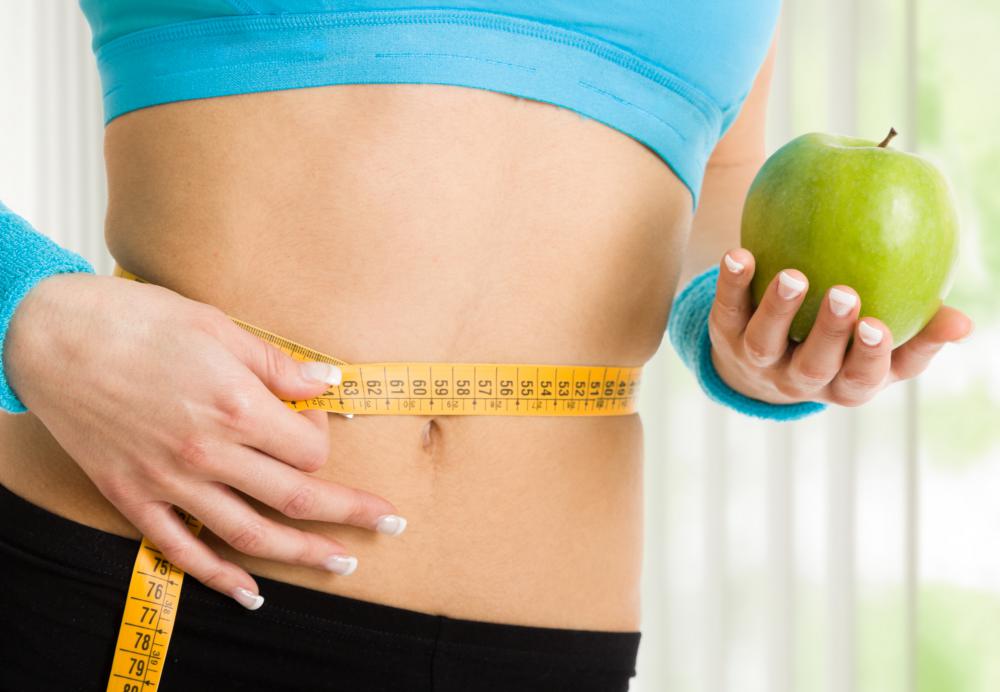 Balanced nutrition and low calorie intake can lead to weight loss.