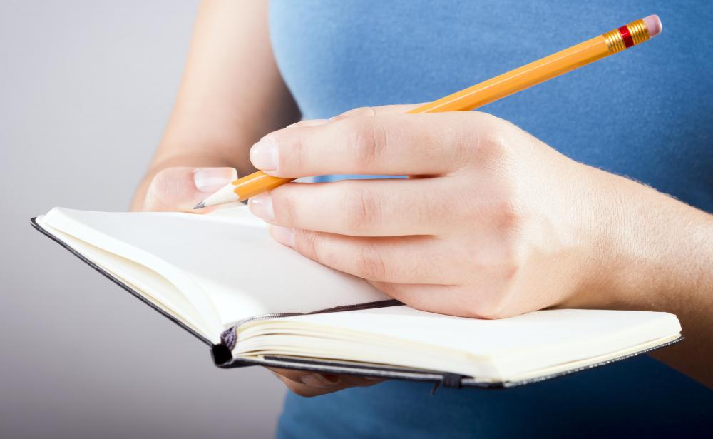 Journaling is a common method of utilizing free association.
