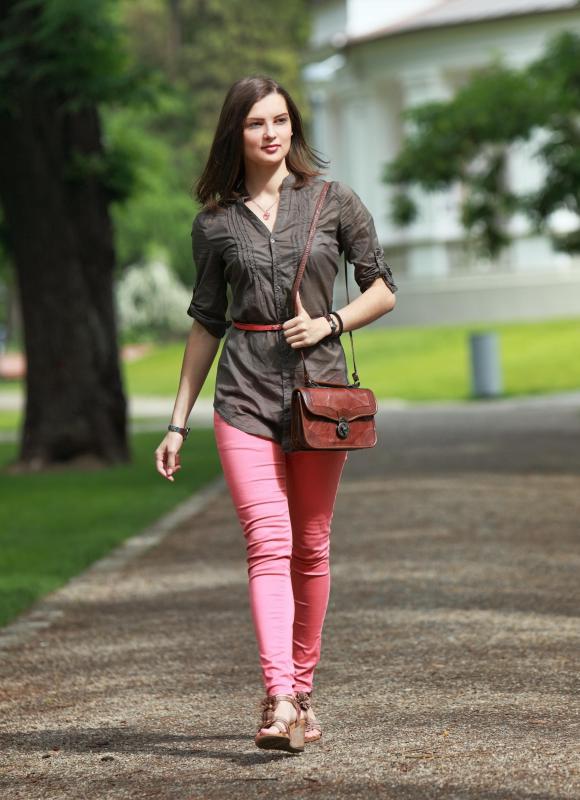 Recessionistas prove that fashion on a budget does not have to be dull.