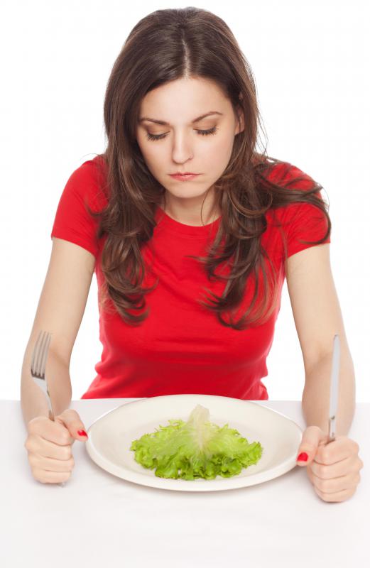Diet plans may emphasize eating smaller portions.