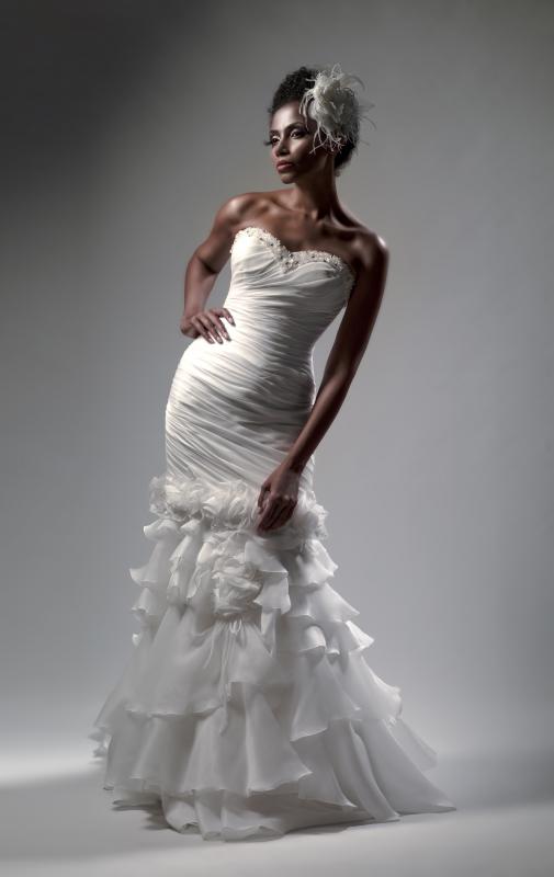 Sweetheart necklines are popular for wedding dresses.