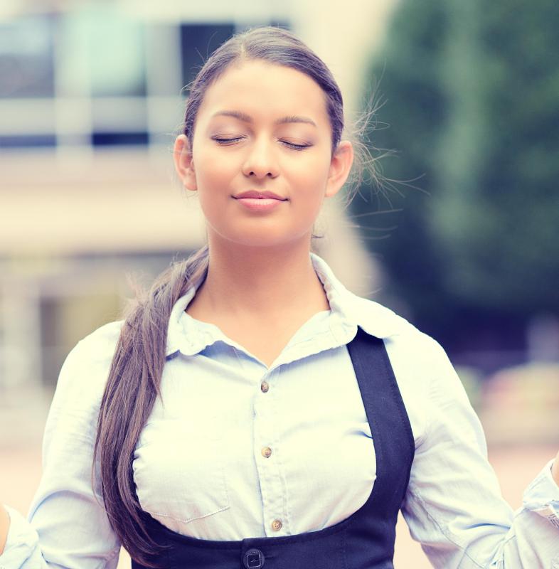 The external intercostal muscles aid in inhalation during breathing.