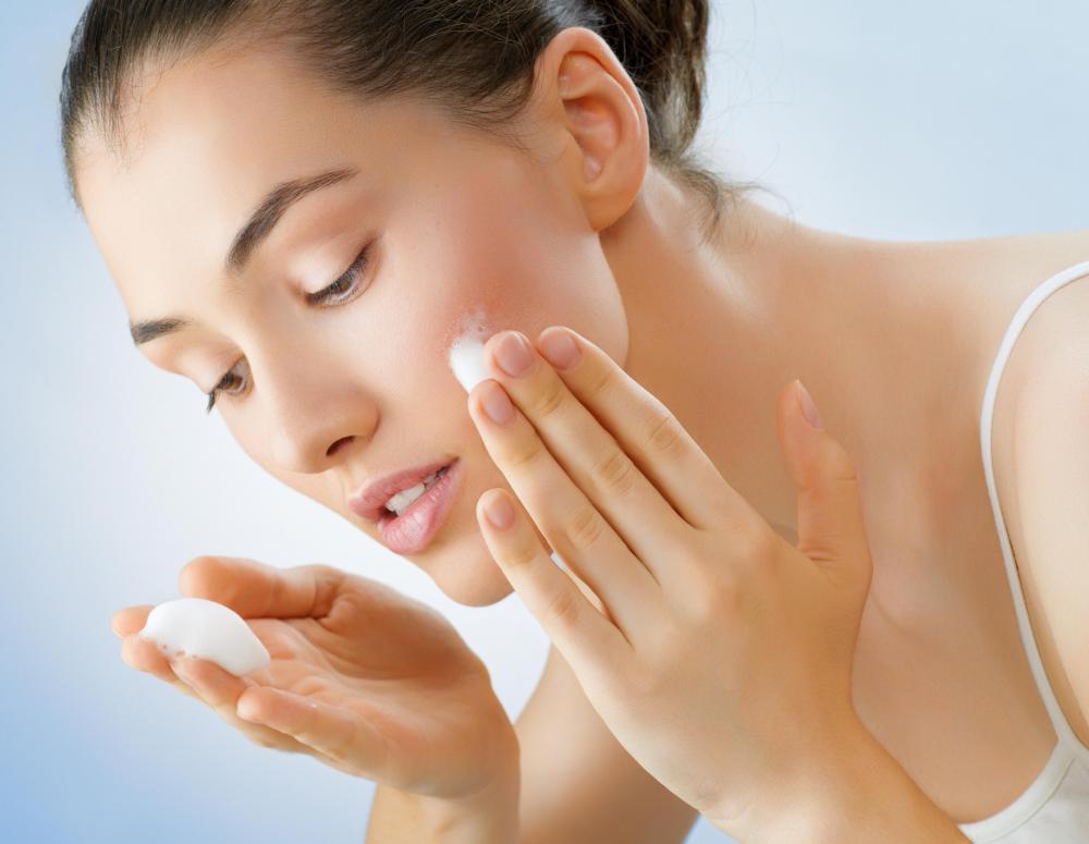 Moisturizing cream may be applied to prevent dryness following a chemical peel.
