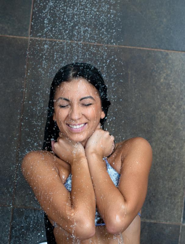 A pressure balance valve prevents water from being scalding in the shower.