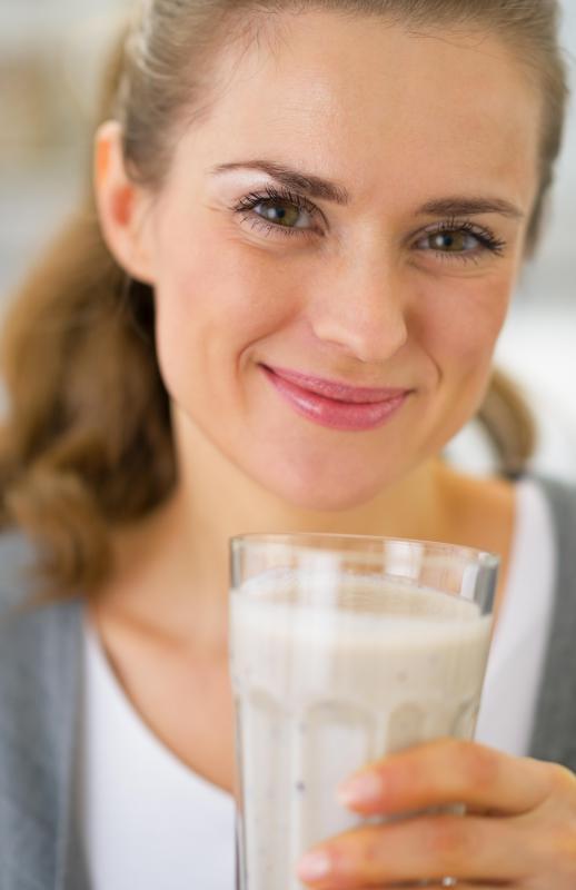 Oat protein shakes are often used by body builders to build up body mass.