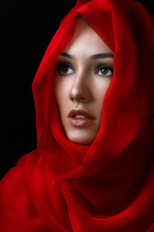 A red silk shawl.