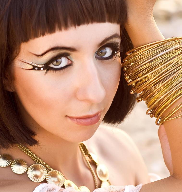 Jewelry may be purchased at a souk.