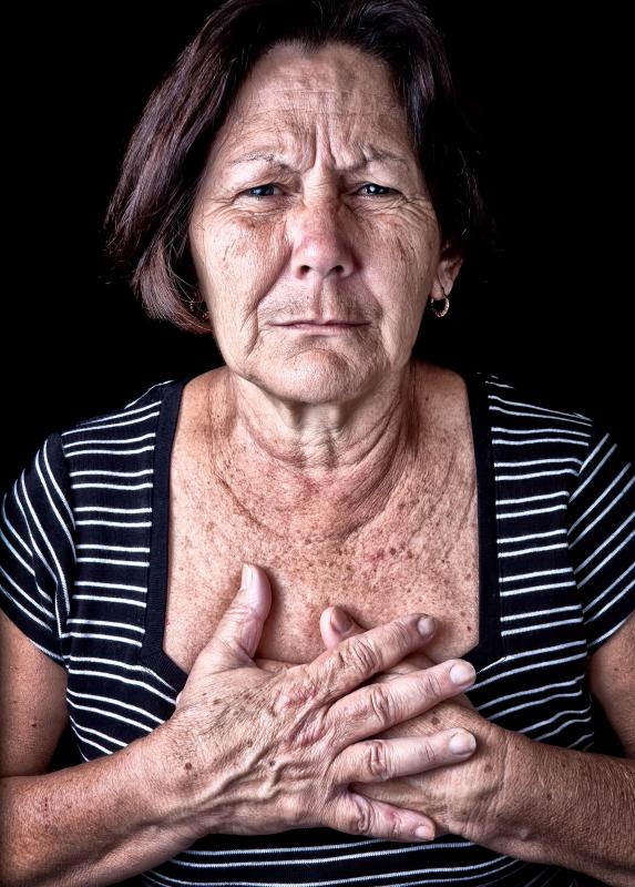 Side effects of quercetin may include heartburn.