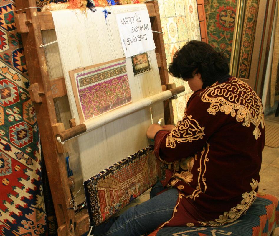 Wilton carpets can be made on looms.