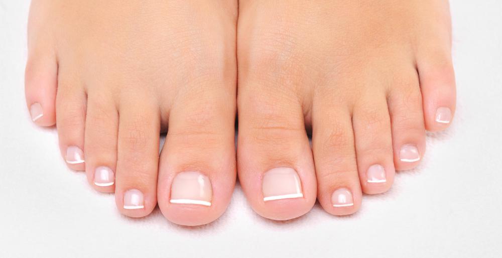 Woman's toes.