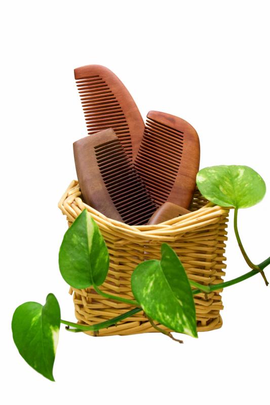 Those with thinning hair should avoid brushing or combing when hair is wet.