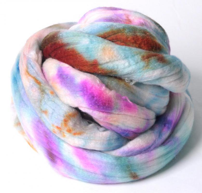 Wool that has been drawn into a clump and then twisted slightly to hold the fibers together is referred to as a wool roving.